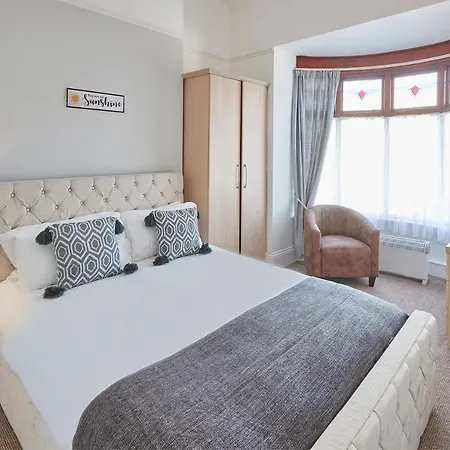 Apartment 3 At Khyber Lodge Holiday Apartments Whitby Appartement Whitby