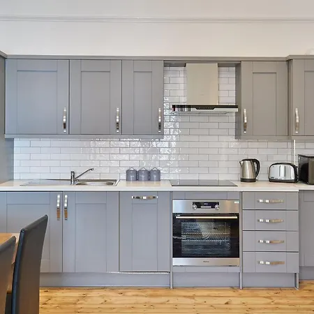 Apartment 3 At Khyber Lodge Holiday Apartments Whitby